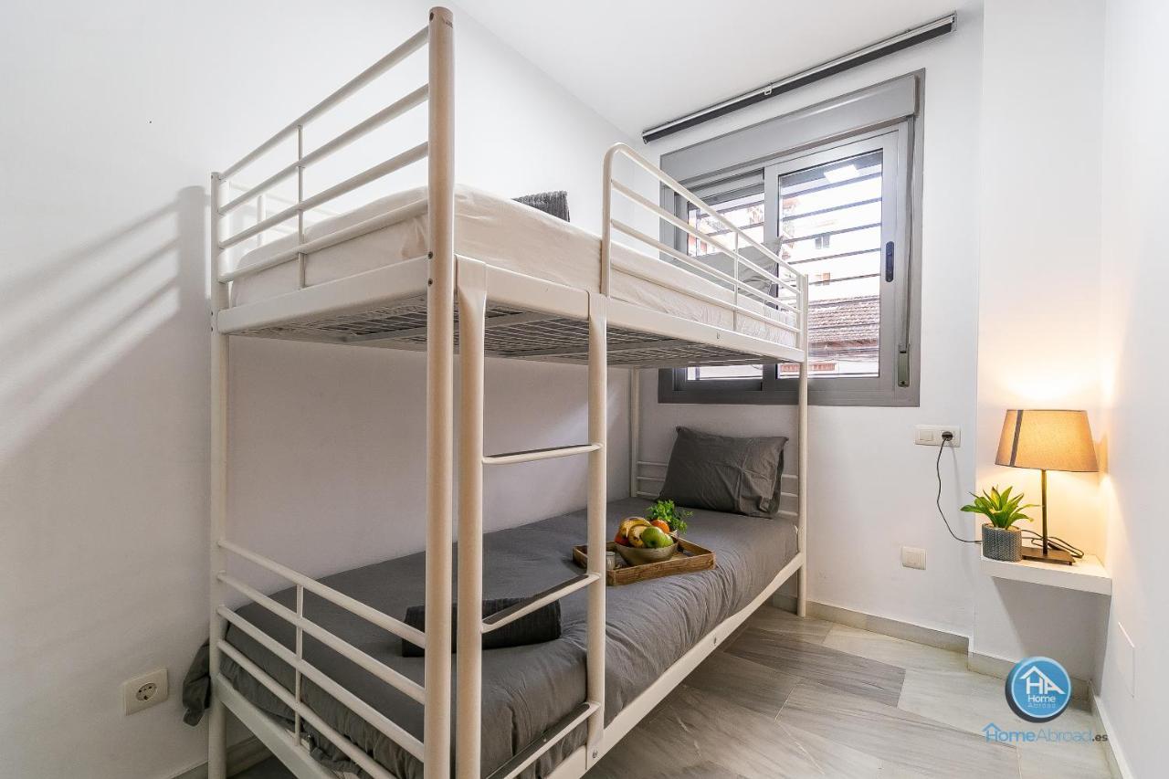 Malaga Boutique Stay - Carlos Haya Area With Parking Esterno foto